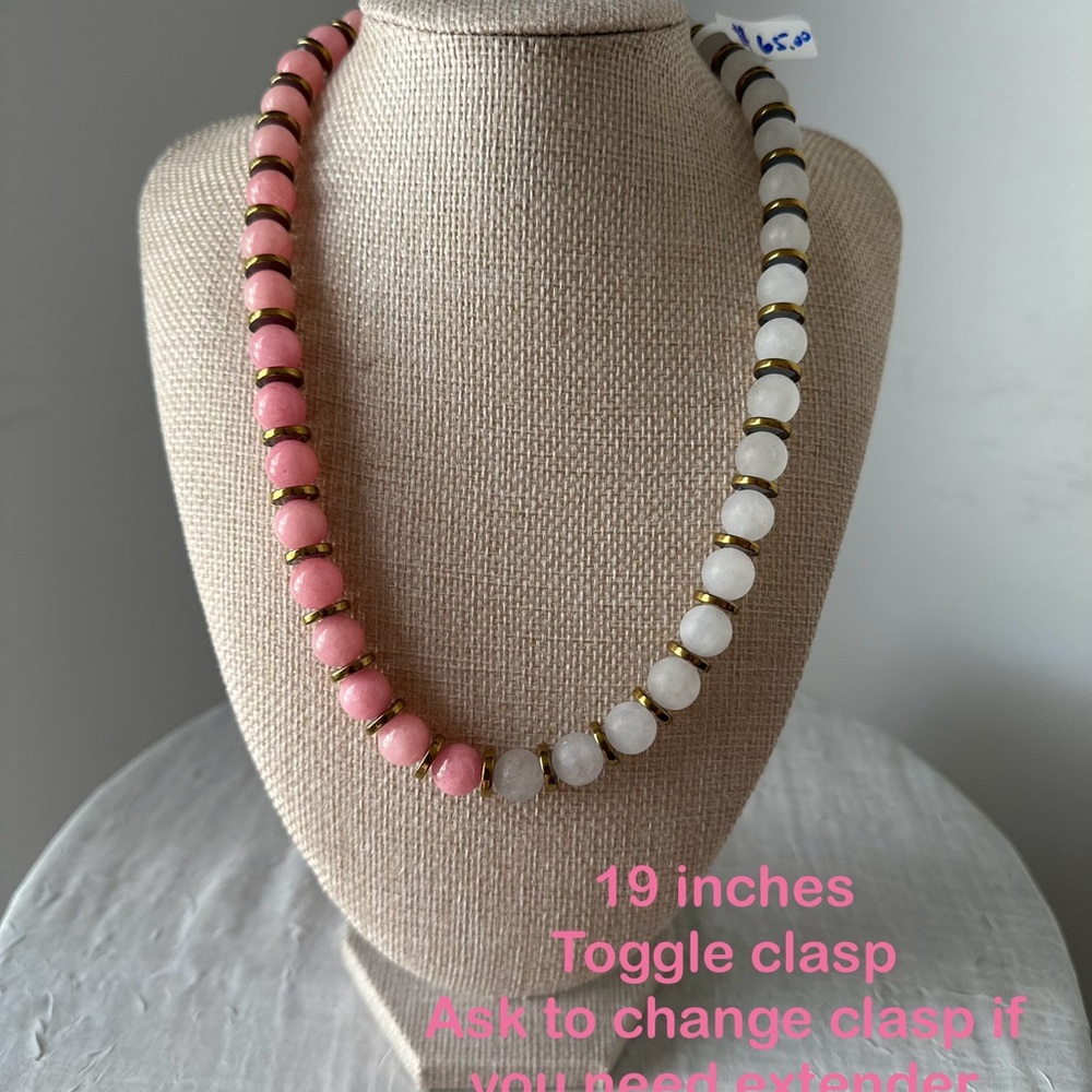 STRAWBERRY QUARTS LIGHT PINK QUART STATEMENT NECKLACE 19” - Picture 3 of 9